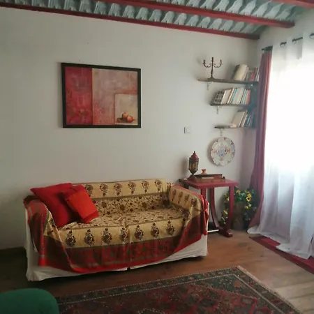Calm&art Intra-muros Apartment Avignon